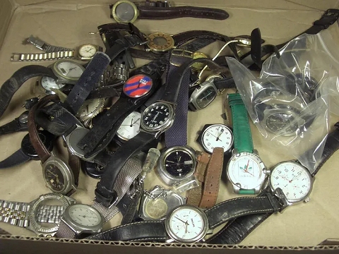 Konvolut Armbanduhren für Ersatzteile