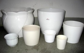 7 weiße Übertöpfe Blumentöpfe Planzkübel Keramik