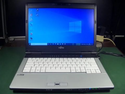 Fujitsu S751 S- Series Livebook 14 Zoll mit SSD