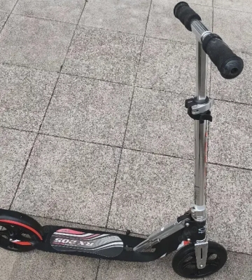 Big-Wheel-Scooter