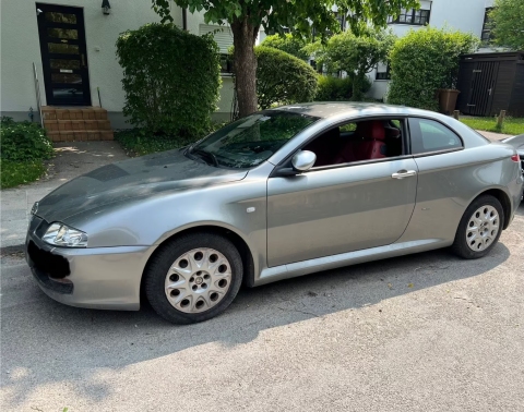 Alfa Romeo GT 2.0 JTS 16V