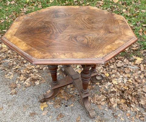 Holztisch, 8-kantig, Gründerzeit, antik