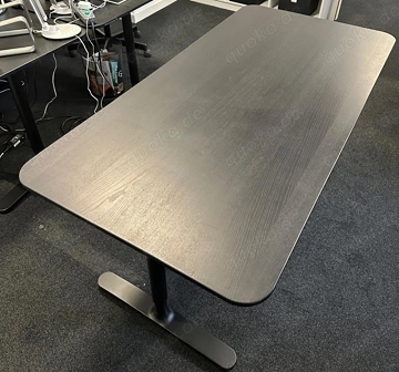 IKEA Schreibtisch schwarz zu verkaufen