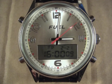 Armbanduhr FUEL analog & digital, Batterien neu!