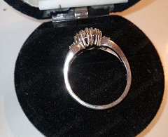 Brilliantring mit Zertifikat