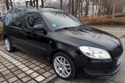 Skoda Roomster 1.2l TSI 63kW Style Plus TÜV neu