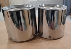 Verkaufe 2 neuwertige Original BMW Endrohrblenden in silber für BMW F 40 128 ti oder 120 i