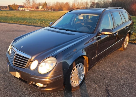Mercedes-Benz E220 CDI *Elegance*Klima*AHK*Tempomat*8-fach-bereift