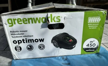 Rasenmäherroboter mit Aufladegarage Marke Greenworks ungebraucht zu verkaufen