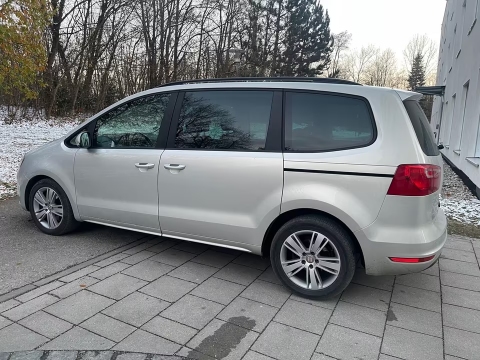 Seat Alhambra 2.0 TDI 140-PS 2-Schiebetüren AHK PDC