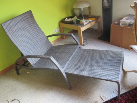 Garten- oder Balkonliege von Jeti & Kebon