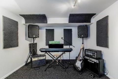 Ausgestattete Musikräume in Schwabing zu vermieten