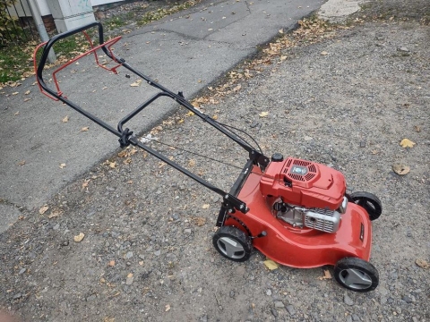 Benzinrasenmäher von EINHELL GC-PM 46 4 S mit Antrieb!