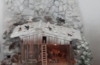 Rarität-Sehr schöne Weihnachtskrippe im alpenländlichen Stil