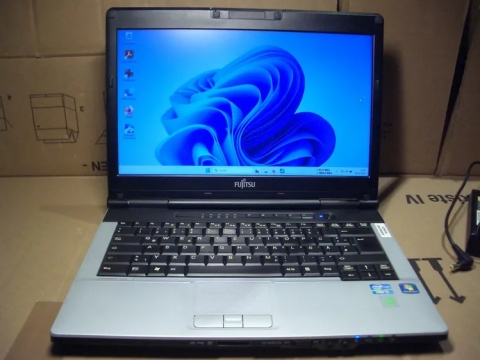 Fujitsu S751 S- Series Livebook 14 Zoll mit SSD