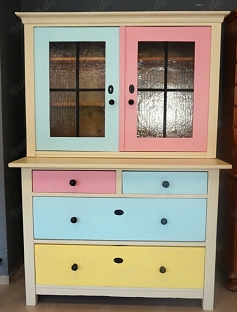 Küchenkommode, pastelfarben, 1920er Jahre, neu aufgearbeitet