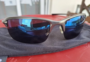 Oakley Wiretap Blau verspiegelt.