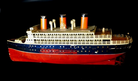 Imperator Ocean Liner Modellschiff Blechschiff von Bing, antike Rarität ca. 1918