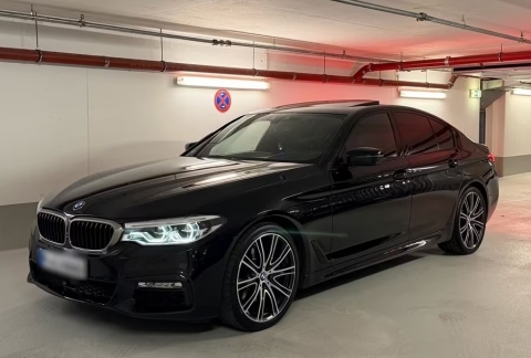 BMW 530d X-Drive M-Sport HUD, H&K, Massage