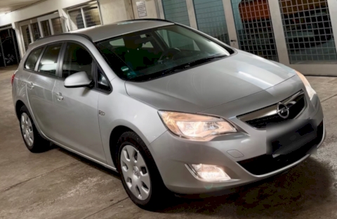 Astra J Sports Tourer1.4 Turbo 120PS Orig. 77tkm BJ2012 Tüv 08/28