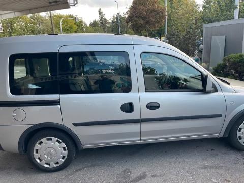 Opel Combo 2011