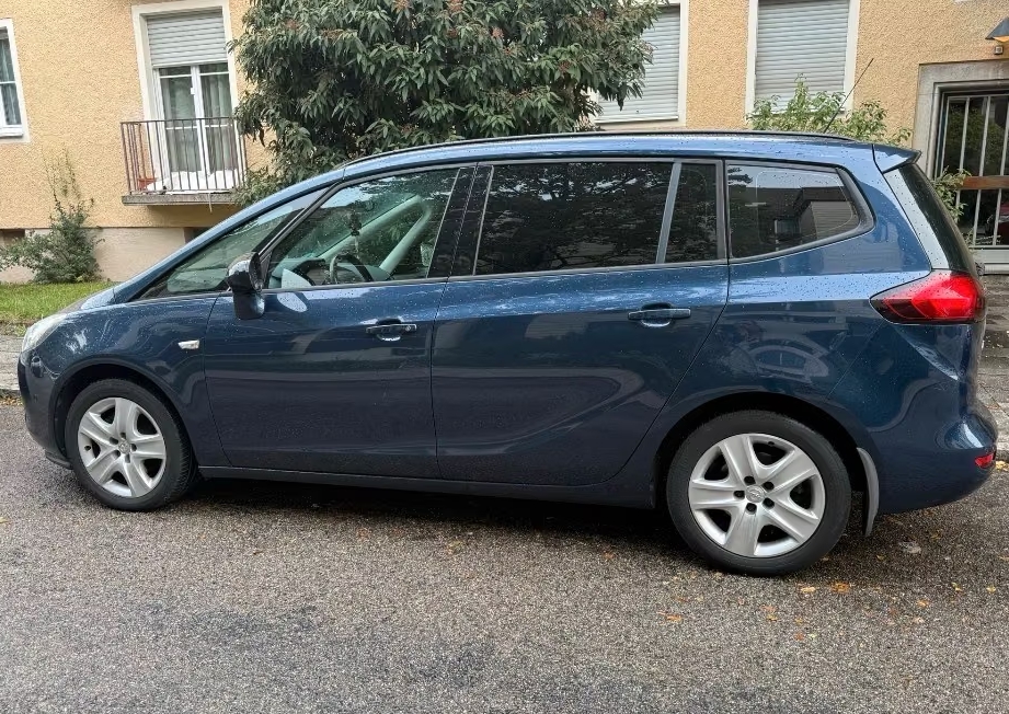 Ich verkaufe mein Auto Opel Zafira 7-Sitzer