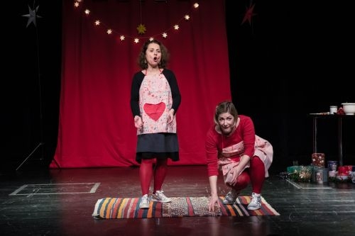 ZIMTSTERNE & PFEFFERNÜSSE