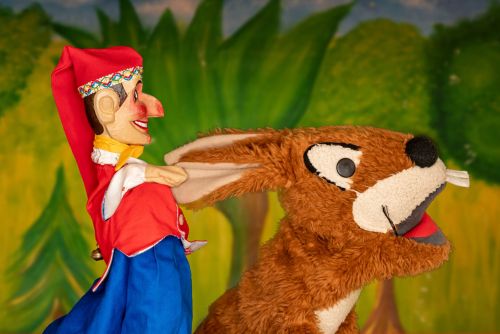 Kasperl, Mucki und die verzauberte Mülltonne