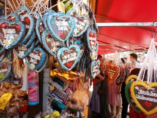 Alpenmarkt vom 8. - 17. Mai auf dem Laimer Anger