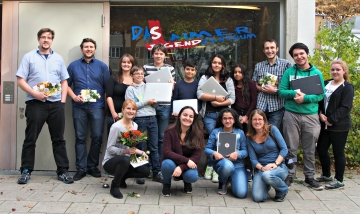 Laptop-Spende & Minecraft-Session im Laimer Jugendzentrum