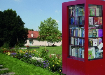 Offener Bücherschrank am Laimer Anger