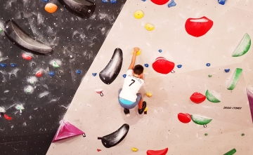 Kletterspaß in der Einstein-Boulderhalle