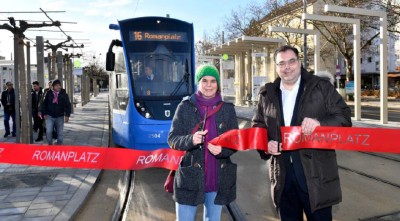 Romanplatz: Neue Haltestelle in Betrieb, Tramlinien 12, 16 und 17 pünktlich wieder im Einsatz