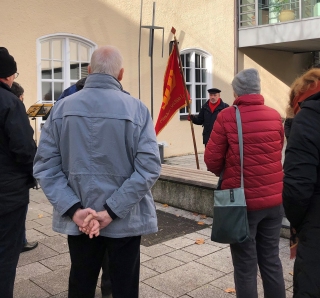 Totensonntag Pasinger Rathaus: Gedenkveranstaltung beim leeren Stuhl