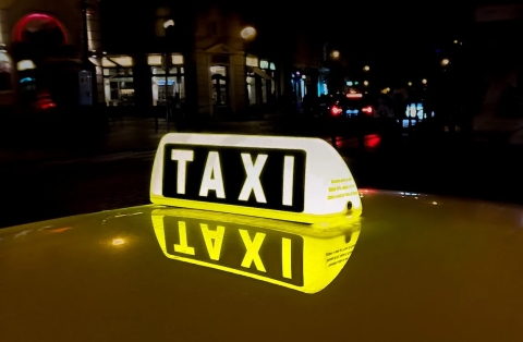 Stadtrat beschließt Festpreisoption für Taxi-Fahrgäste