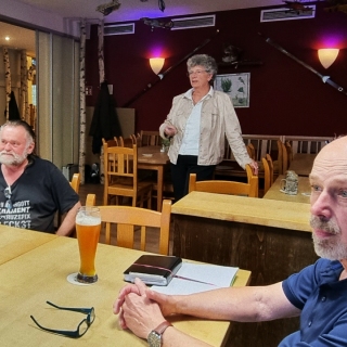 So geht Bank: Gabi Taphorn beim 94. Unternehmerstammtisch in Laim