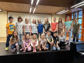 Musical in St. Stephan - Außerirdische landen im Pfarrsaal