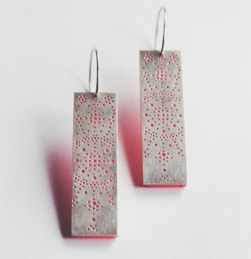 Sehenswerte Ausstellung im laim_up: Frauen*Kunst*Schmuck